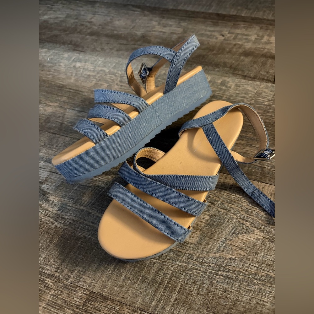 Old Navy Girls Platform Sandals size 13c